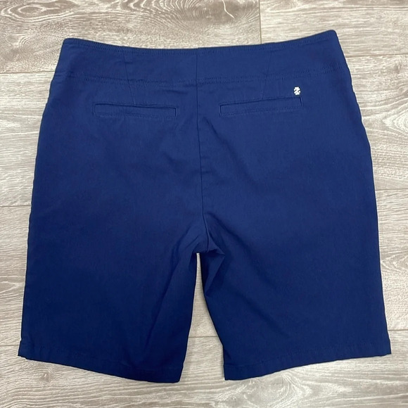 Izod Golf Stretch Shorts Bundle of Two Pairs Navy and Tan Size 10 - Picture 8 of 16